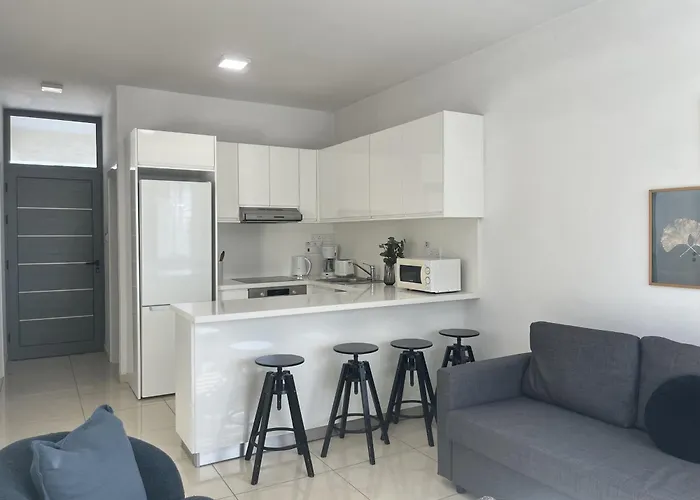 Phaedrus Living Constantinos Seaview Residence
