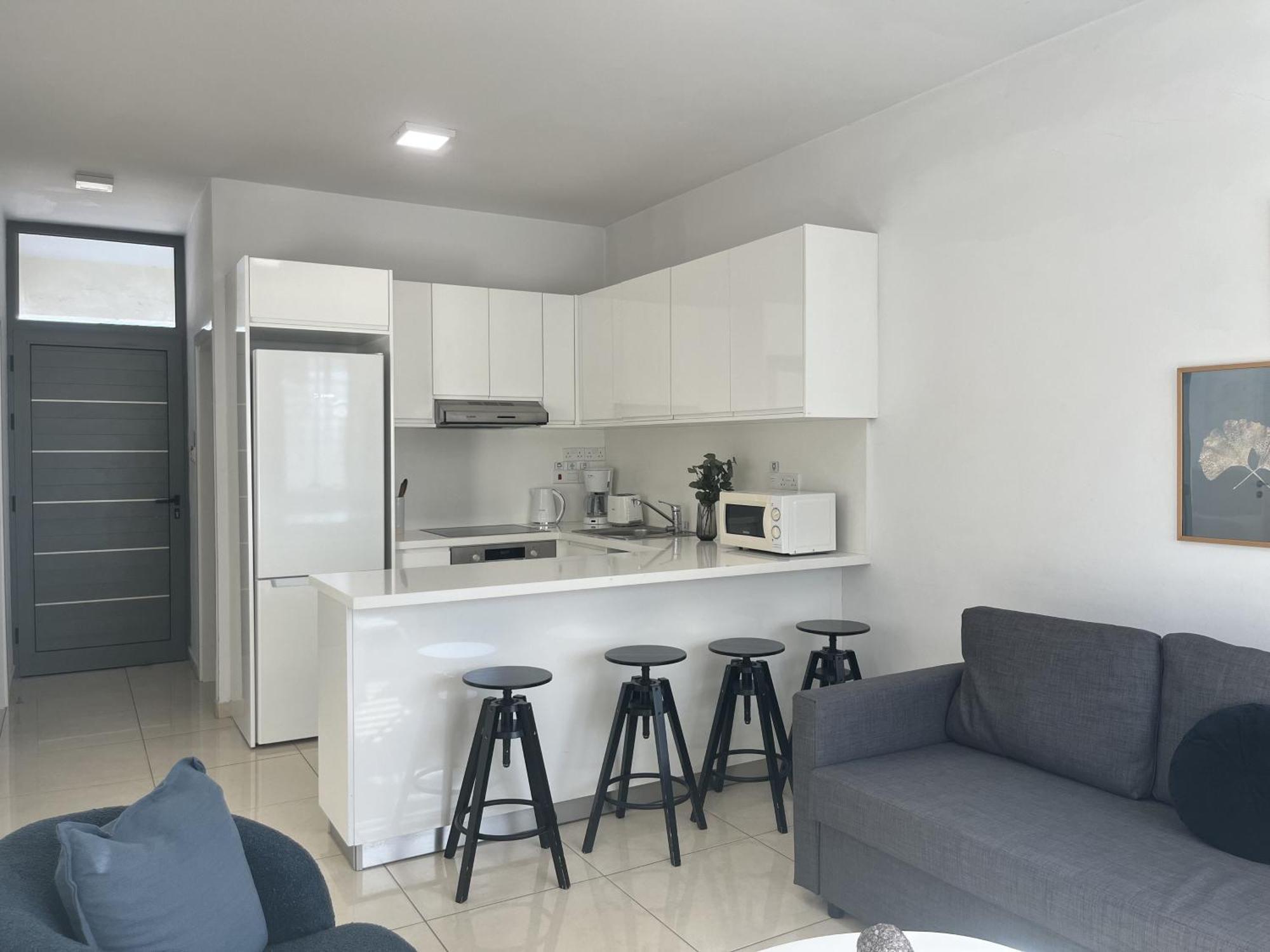 Phaedrus Living Constantinos Seaview Апартаменти Пафос